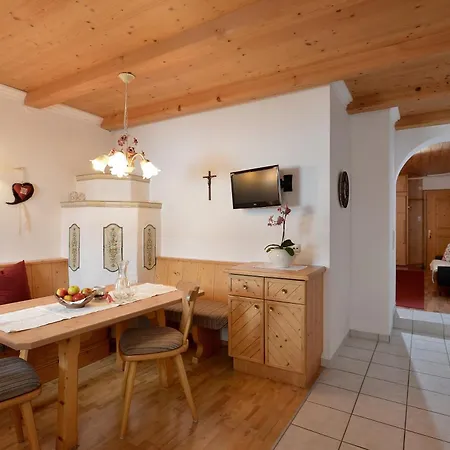 Villa Hüttschmiedhof Kössen Zimmer foto