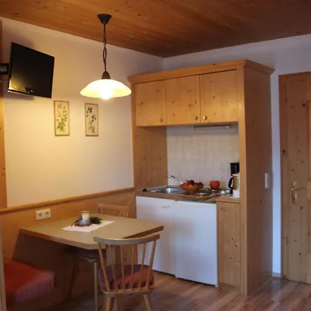 Villa Hüttschmiedhof Kössen Zimmer foto
