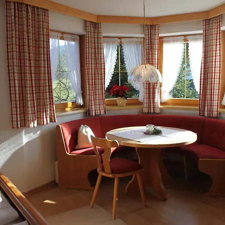 Villa Hüttschmiedhof Kössen Zimmer foto
