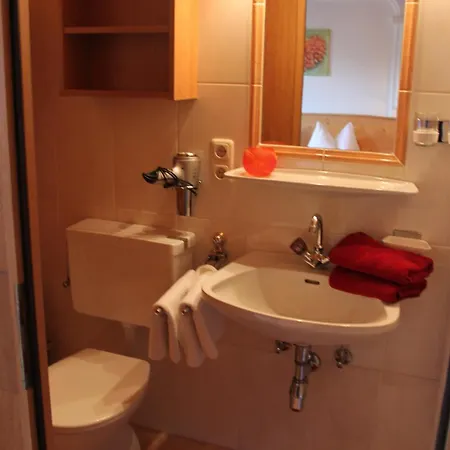 Villa Hüttschmiedhof Kössen Zimmer foto